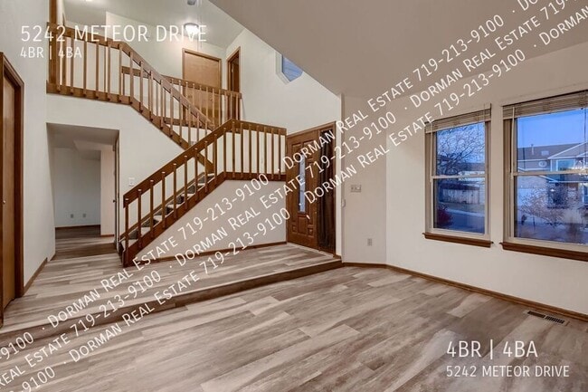 Photo - 5242 Meteor Dr