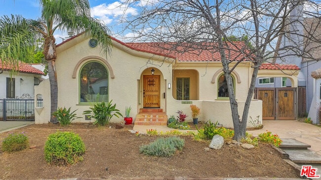 Building Photo - 6131 W 5th St