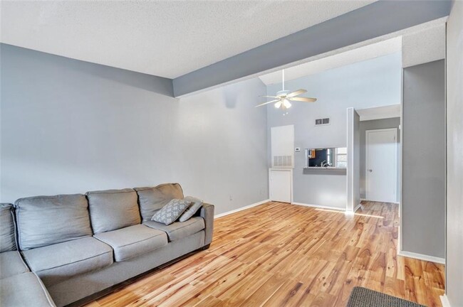 Dining/Living Room - 2301 Edenborn Ave Unidad 908 Rental