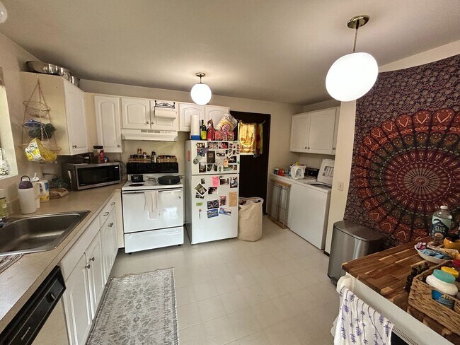 1126-1128 22nd St.