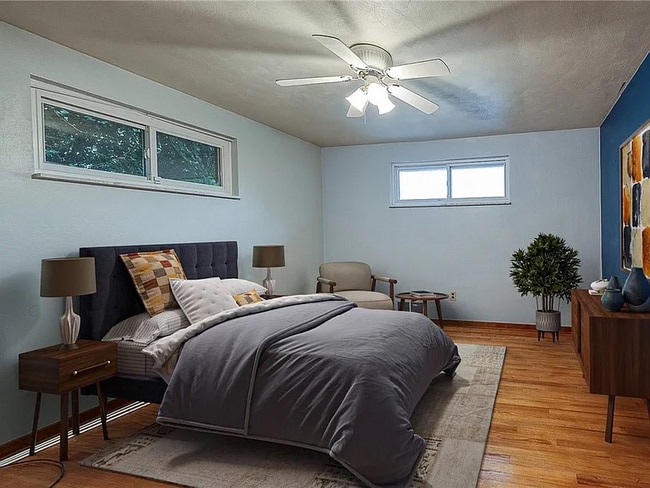 Photo - 1425 Willoughby St