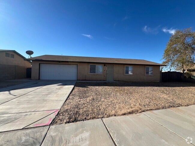 Building Photo - 3 BED 2 BATH IN TRAIL ESTATES! Rental