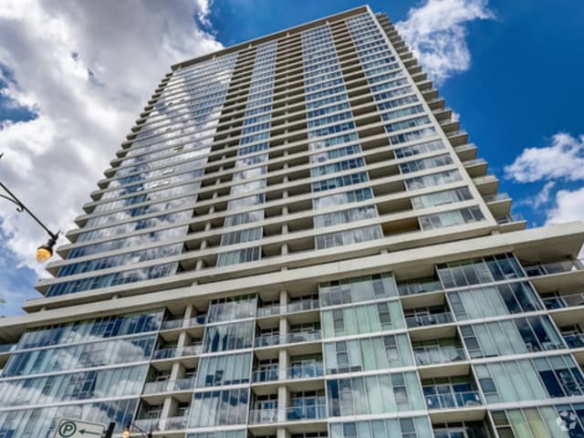 Building Photo - 1720 S Michigan Ave Rental