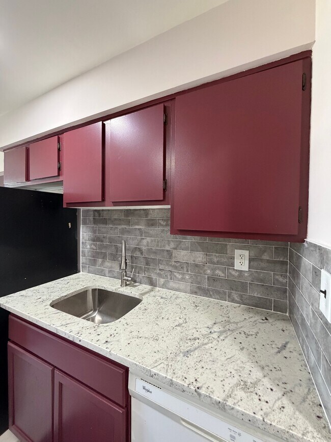 Photo - 1409 Green Hollow Dr