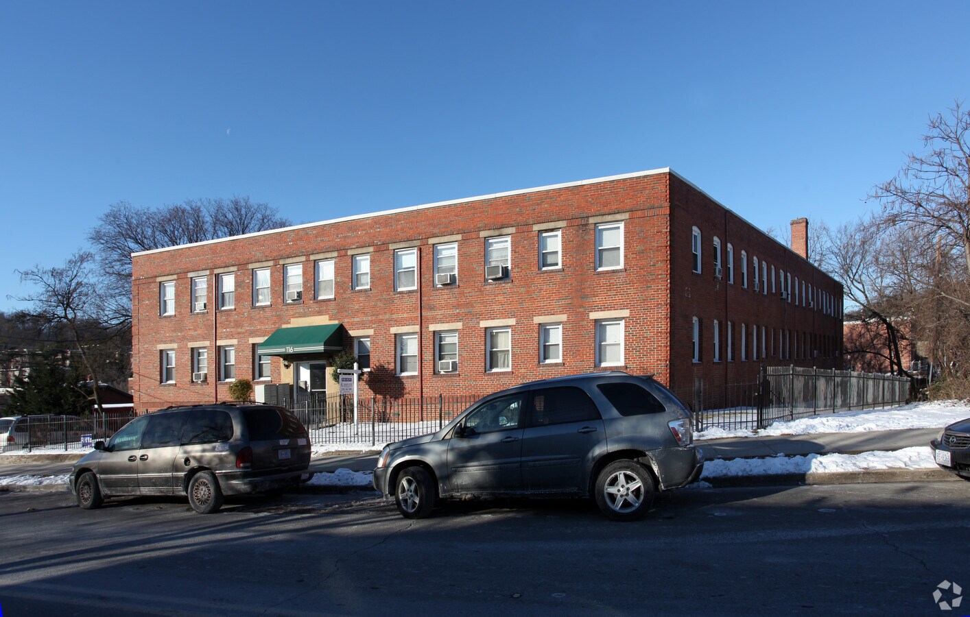 The Apartments at 116 44th St - 116 44th St NE Apartments