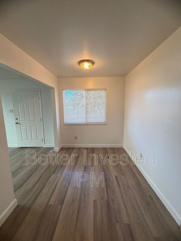 Photo - 304 Cooper Ln Unit Apt D