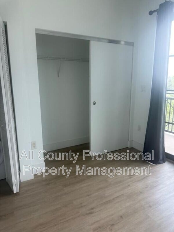 Photo - 4100 SW 64th Ave Unidad 313