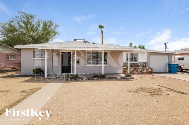 Building Photo - 2919 W Seldon Ln