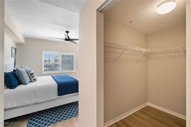 Photo - 22748 Island Pines Way Unit 403