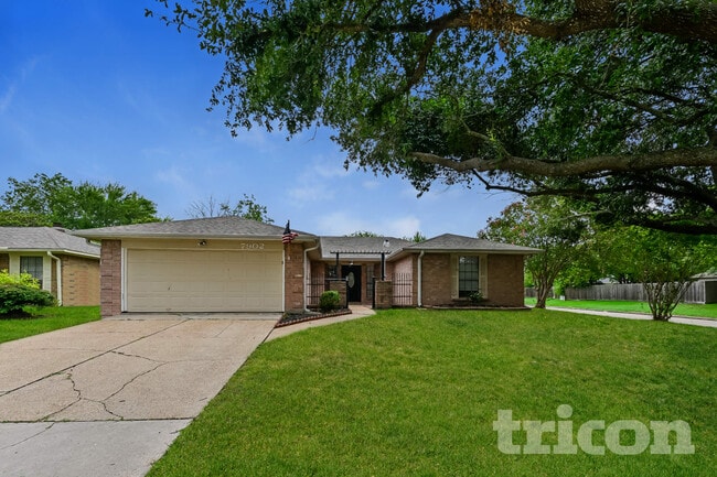 Building Photo - 7902 Battlepine Dr