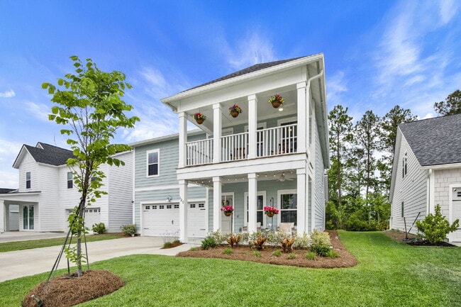 120 Binscombe Ln