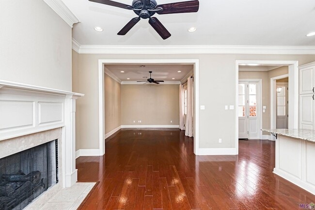 Photo - 7402 Elderberry Ave