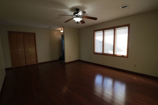 Photo - Beautiful 3 bedroom home just minutes from...