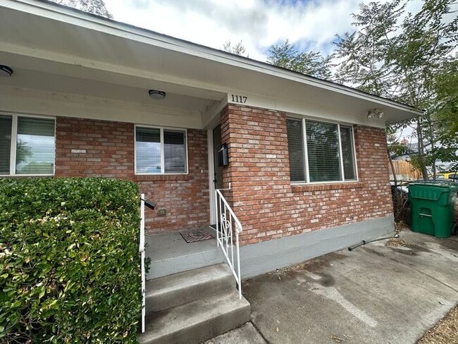 Photo - 1117 Buena Vista Ave