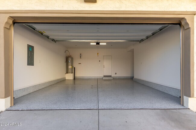 Photo - 1871 E Hampton Ln