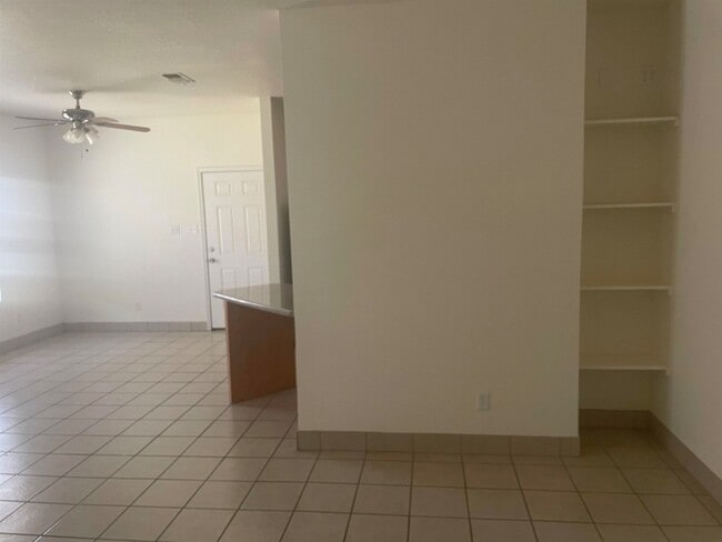 Photo - 317 Rosalinda Dr