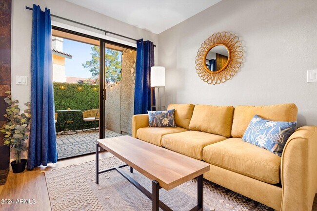 533 W Guadalupe Rd Unit 1063