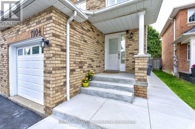 Photo - 7204 Frontier Ridge