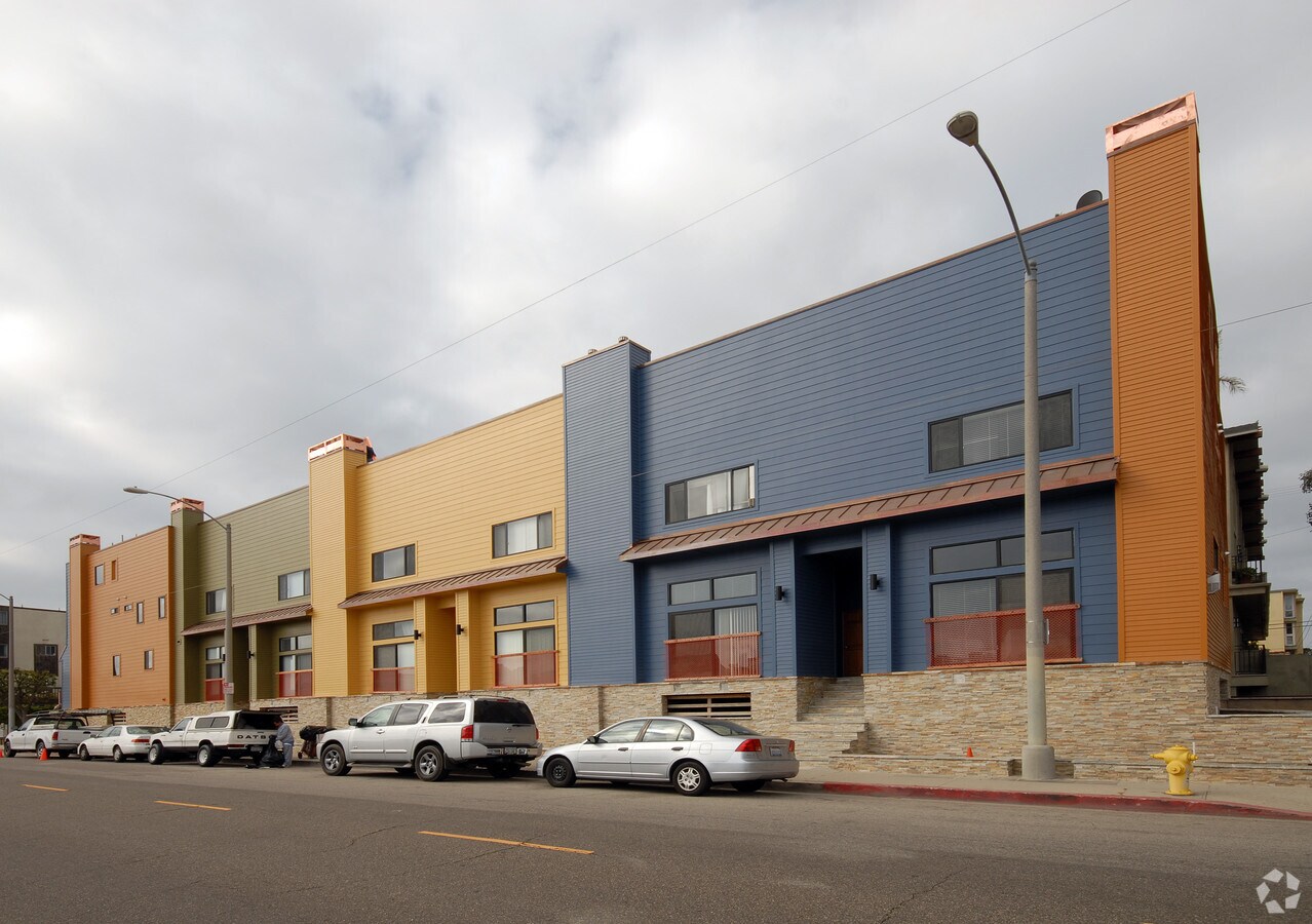 Photo - 27 Outrigger St