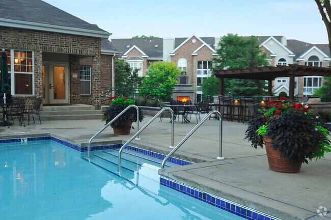 Building Photo - Yorktown Estates Rental