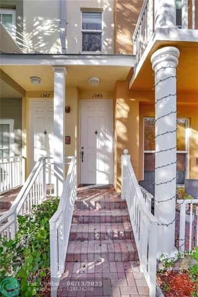 Photo - 1345 SW 4th Ct