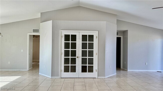 Photo - 528 Peerless Cir