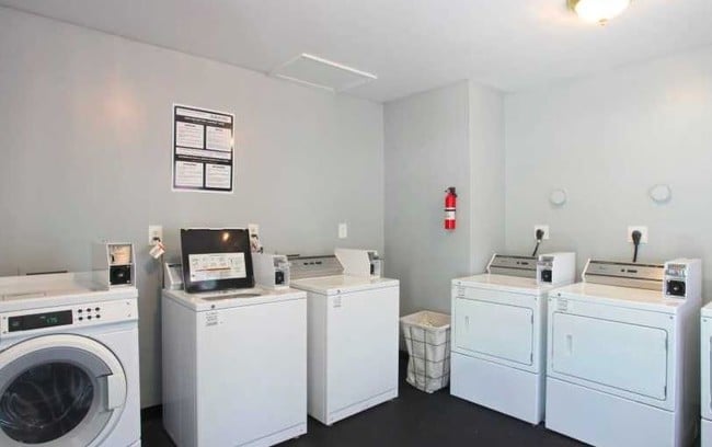 Photo - Longhill Grove