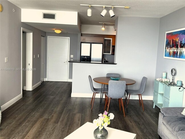 Photo - 325 S Biscayne Blvd Unit 3718