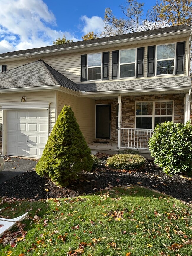 Building Photo - 56 N Chestnut Dr