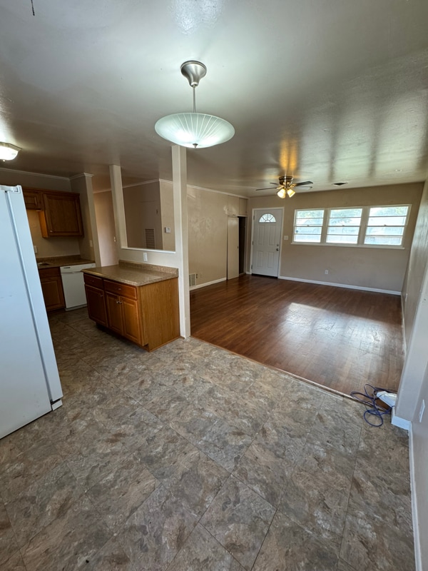 Photo - 3107 S Nelson St