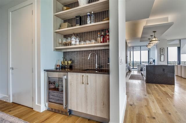 Photo - 8119 Douglas Ave Unit 1406