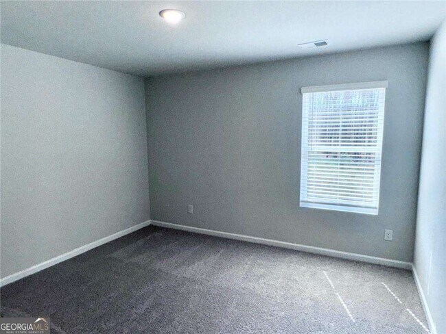 Photo - 2618 Swan Lake Dr SW