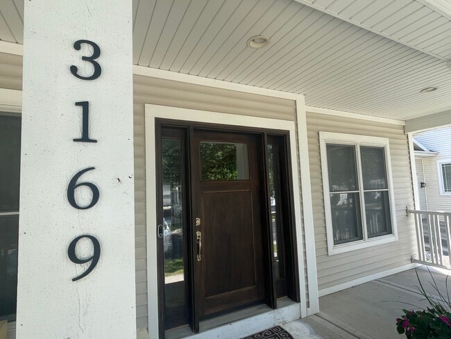 Photo - 3169 Pleasant St