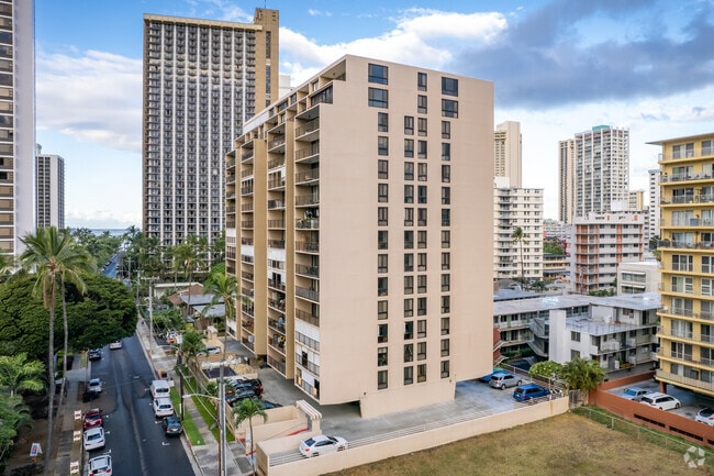 Photo - 250 Ohua Ave