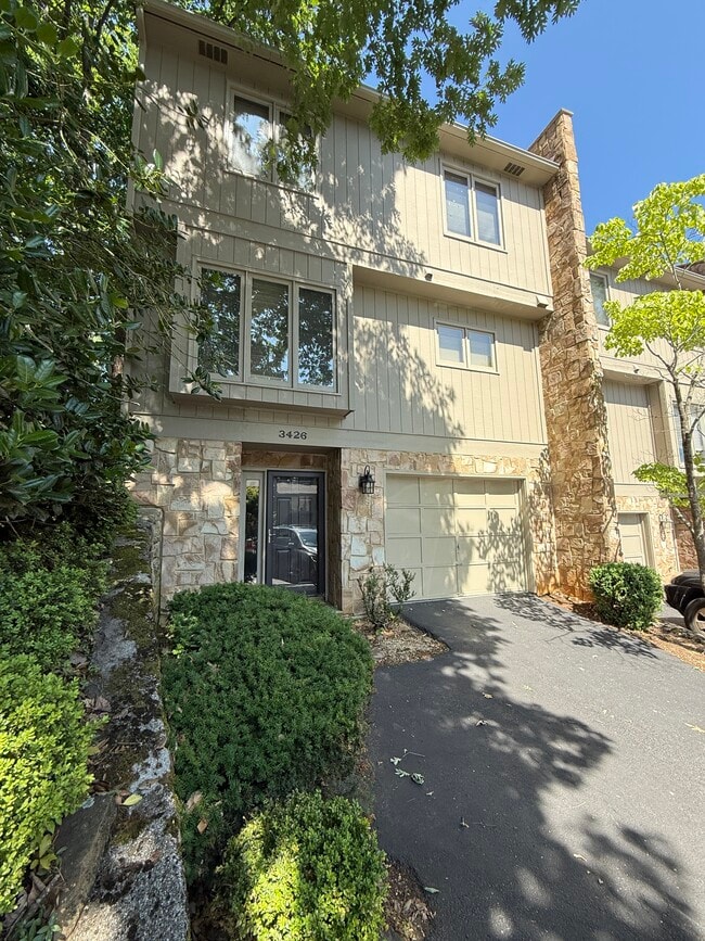 Photo - 3426 Londonderry Ct