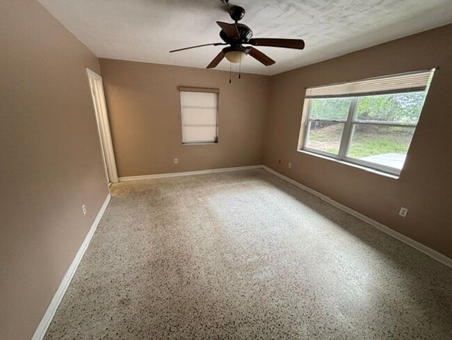 Photo - 1080 Edgehill Ave