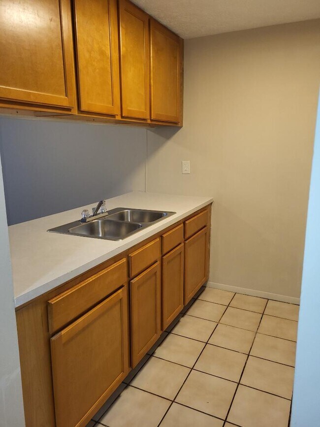 Photo - 895 Ohio Pike