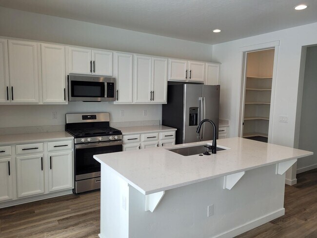 Photo - Stunning Newer Home In Caldwell!