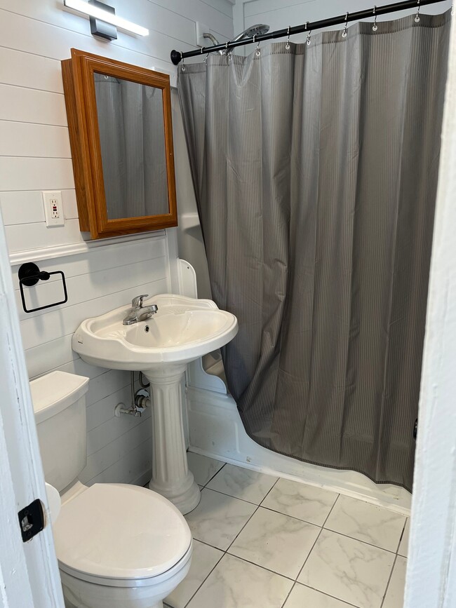 Photo - 155 Crabb Ave