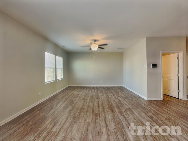 Photo - 165 Ogden Pond Pl