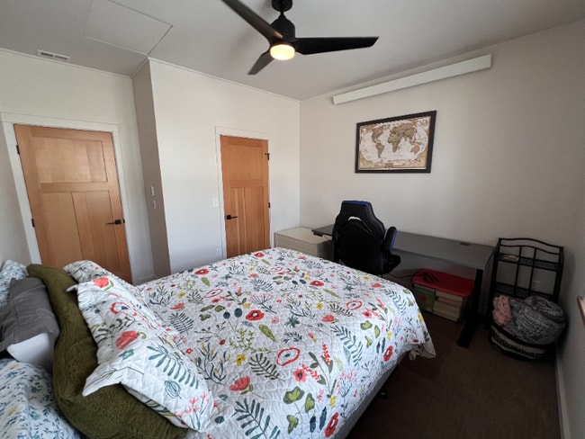 Photo - 910 Millworks Wy