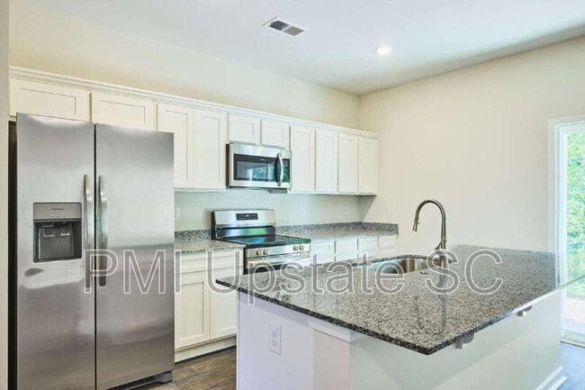 Photo - 105 Pendleton Place Way