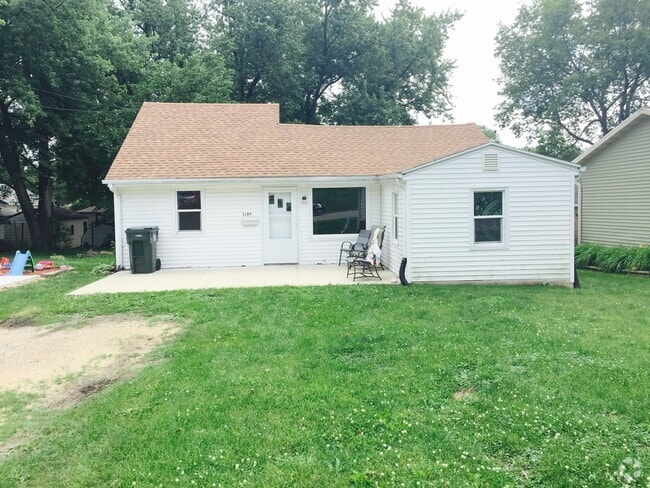 Building Photo - 1209 Parker St Rental
