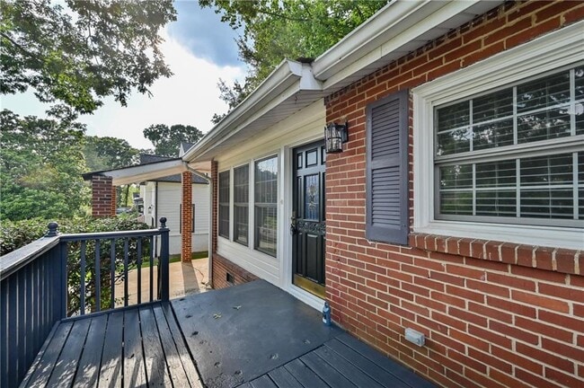 Photo - 2454 Drew Valley Rd NE