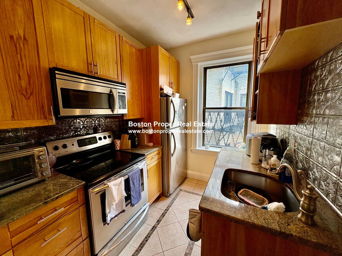 Photo - 61 Park Dr (Boston, MA)