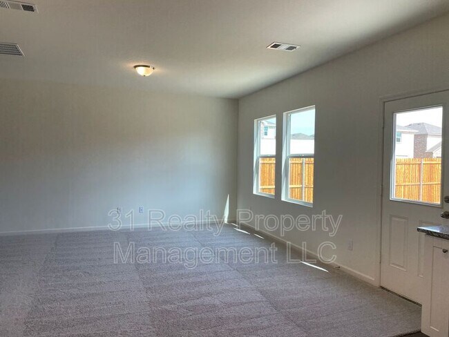 Photo - 1911 Chapel Hl Rd