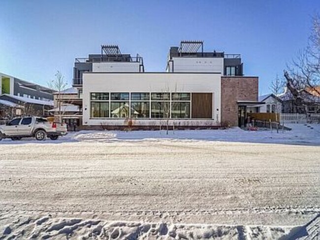 Photo - 2828 W 25th Ave Unidad 9