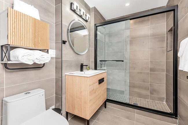 Photo - 32 Rutgers St Unit 6A