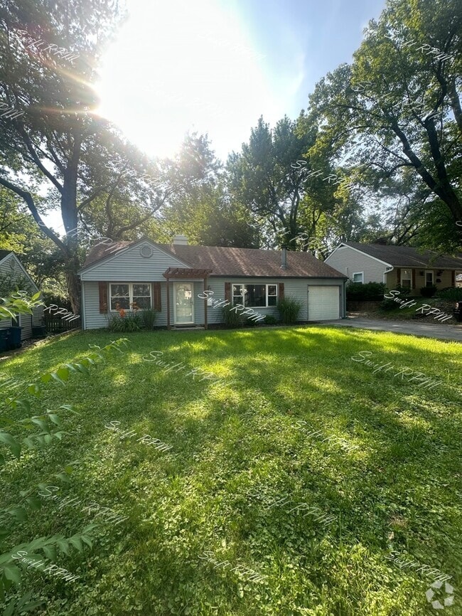Building Photo - 7536 State Line Rd Rental