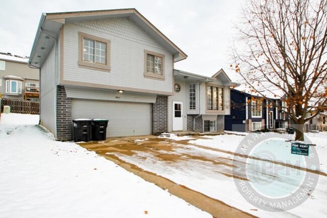 Photo - Comfortable and Cozy 3 Bedroom/2 Bath Home